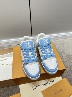 Louis Vuitton Unisex LV Trainer Sneakers 2023 017