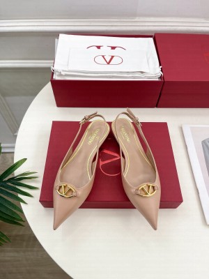 Valentino Garavani The Bold Edition Vlogo Slingback Ballerina In Beige Calfskin 2025