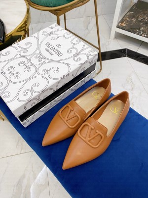 VALENTINO VLOGO POINTED LOAFERS LEATHER BROWN 2021
