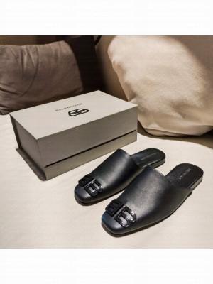 Balenciaga Cosy BB Mule 09