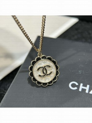 Chanel Women's Necklace ABC044 2024