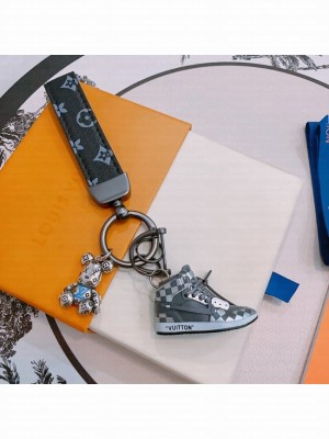 Louis Vuitton Charm and Key Holder M63084-3