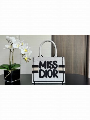 Small Dior Book Tote Two-Tone white and Black Miss Dior Graffiti Embroidery M1265Z