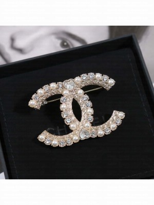 Chanel Women's Brooch AB1156