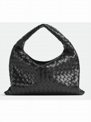 Bottega Veneta Hop Shoulder bag with Intrecciato craftsmanship in calf leather 796262 Black