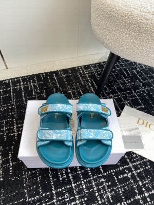 Dior Dioract Slide Sandals 01