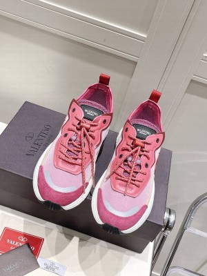 VALENTINO UNISEX CHUNKY V-LOGO SHEGOES SNEAKERS 2022 COLLECITON 06