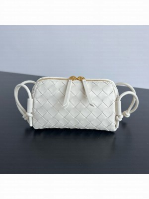 Bottega Veneta Intrecciato Concert Pouch 794258 white