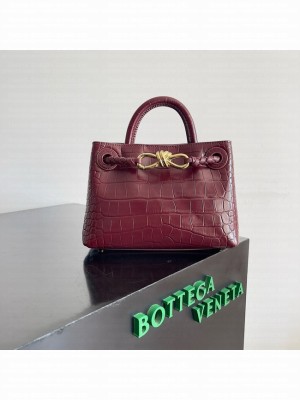 Bottega Veneta Mini Andiamo alligator leather 805232 Barolo