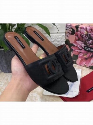 Dolce & Gabbana Calfskin Flat Sliders Black With DG Millennials Logo 2021