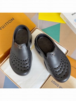 Louis Vuitton Man's LV Shark Clog Black