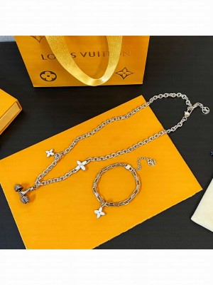Louis Vuitton Necklace & Bracelet LV013 2024 Collection