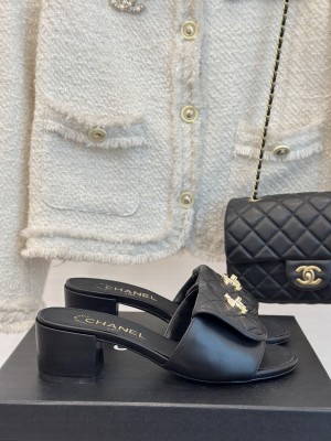 Chanel 5cm Lambskin Slide Mule Black