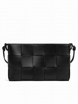 Bottega Veneta Cassette Pouch On Strap 730543 Black