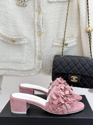 Chanel 5cm mules suede Kidskin & Strass light pink G46231 2025