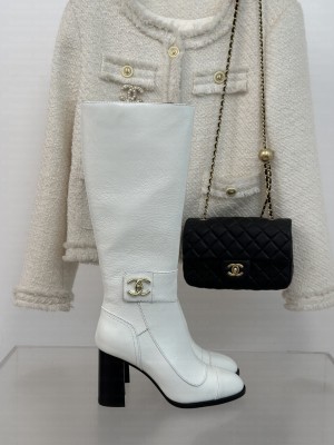 Chanel 8cm Calfskin boots White