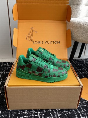 Louis Vuitton Unisex LV Trainer Sneaker Damier PopGreen
