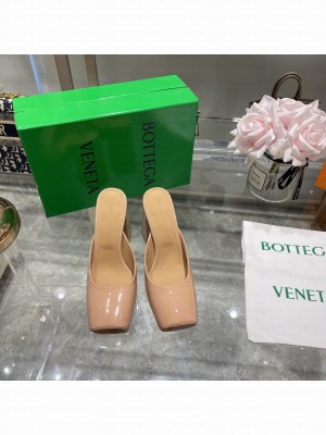 Bottega Veneta 11cm Patent Leather High Heel Mules 2022 Collection Beige