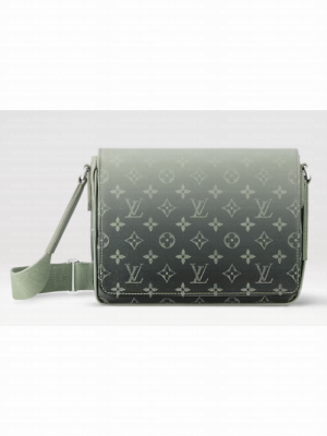 Louis Vuitton District PM M11593 Khaki Green