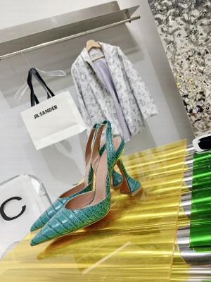 Amina Muaddi 9.5cm Calfskin crocodile pattern Slingback Pumps 024 2021 Collection