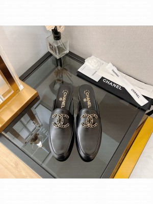Chanel Lambskin Mules with Chain CC G39438 Black