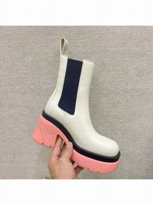 Bottega Veneta 9.5cm Flash Calfskin Chelsea boots 9.5cm Sea Salt/Peach 2021 Collection
