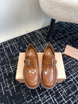 Miu Miu Leather brogue Loafer Brown