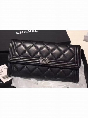 Chanel Lambskin Boy Flap Wallet Black/Silver