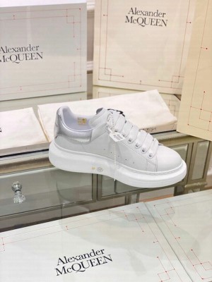 Alexander McQueen Oversized Platform Lace Up Creeper Sneakers Spring/Summer 2020 Collection, Silver