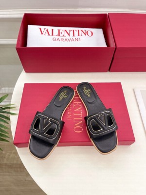 Valentino Garavani VLogo cut-out slide sandal 010 2025