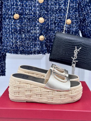 Valentino Garavani VLogo Cutout Sandals Gold