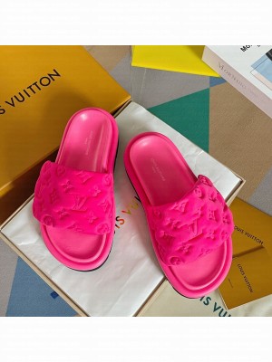 Louis Vuitton Unisex Pool pillow comfort mule 05