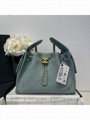 CHANEL 25 SMALL HANDBAG AS5293 green