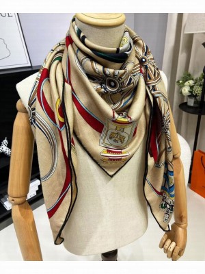 Hermes Women's Stately Wheels Scarf Cream