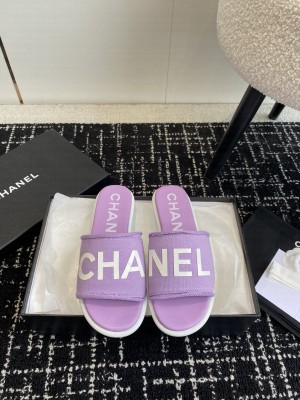 Chanel CC Logo Fabric Slide Mule 2024 015