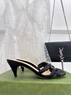 GUCCI WOMEN'S CRYSTAL INTERLOCKING G SLIDE SANDAL BLACK
