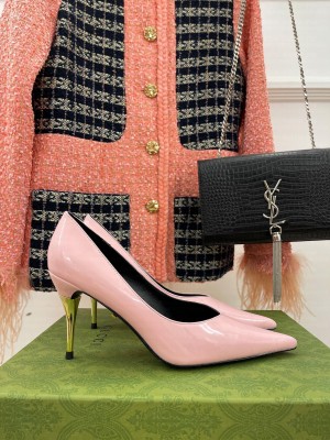 Gucci 8.5cm Metal heel Pointed Pink Patent leather Pumps