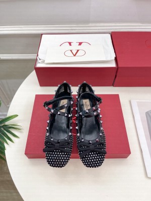 Valentino Garavani Rockstud leather and satin-trimmed crystal-embellished tulle ballet flats