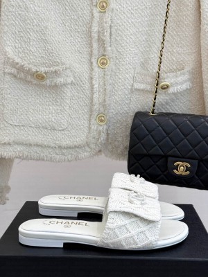 Chanel knitted mules with CC Turn Lock white 2025