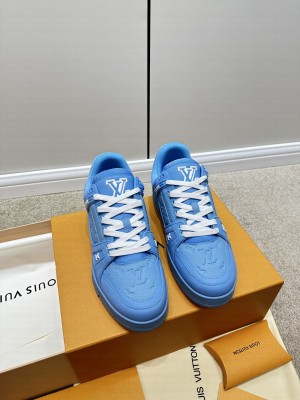 Louis Vuitton Unisex LV Trainer Sneakers 2023 012