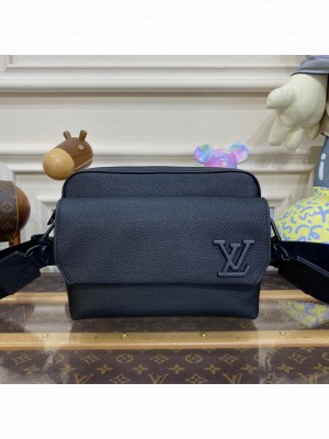Louis Vuitton Fastline Messenger M22611 black