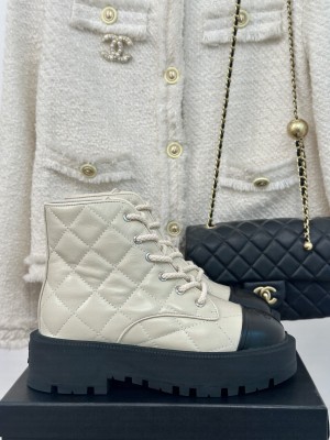 Chanel Quilted Calfskin Lace up 5cm Ankle Boots Cream 2024  