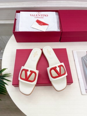 Valentino Garavani VLogo cut-out slide sandal 015 2025