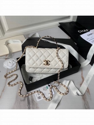 CHANEL CLUTCH WITH CHAIN AP3797 white