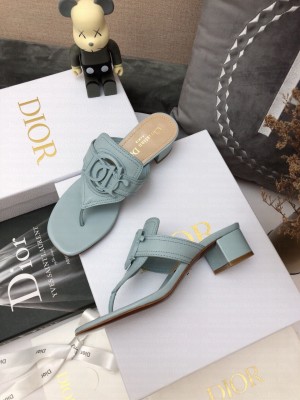 Christian Dior 30 MONTAIGNE 4CM Flip-Flop light blue Calfskin sandals 2021 Collection