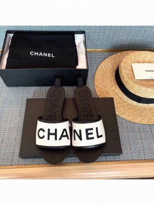 Chanel logo slippers in lambskin white 2019 
