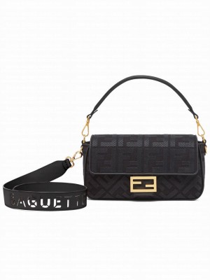 Fendi Baguette 8BR600 Black