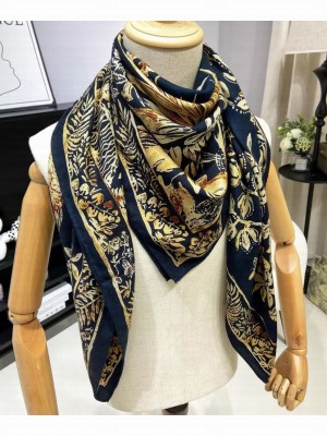 Christian Dior Women's Dior Idylle Square Scarf
