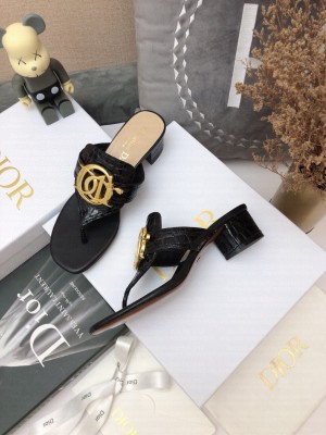 Christian Dior 30 MONTAIGNE 4CM Flip-Flop Black Calfskin sandals 2021 Collection