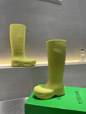 Bottega Veneta PUDDLE Biodegradable rubber Yellow high boots 2021 Collection